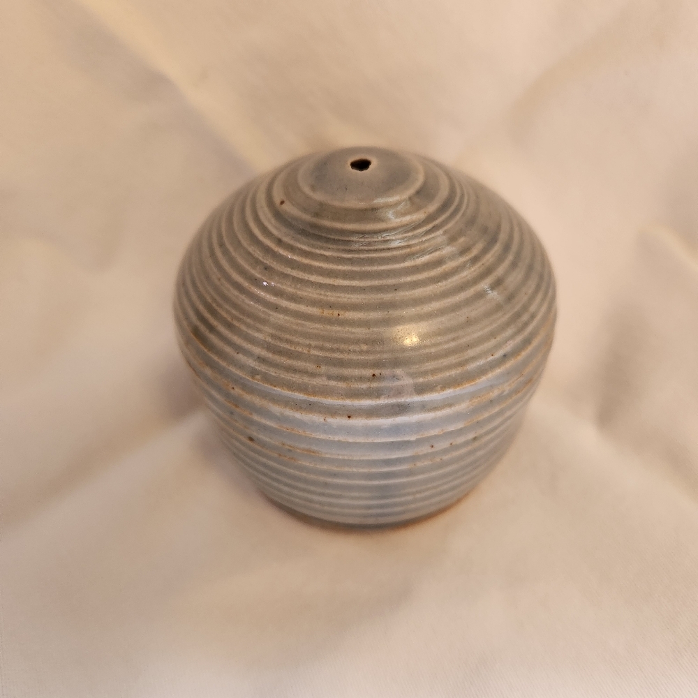 Japanese Ikebana Style Vase or Incense Holder